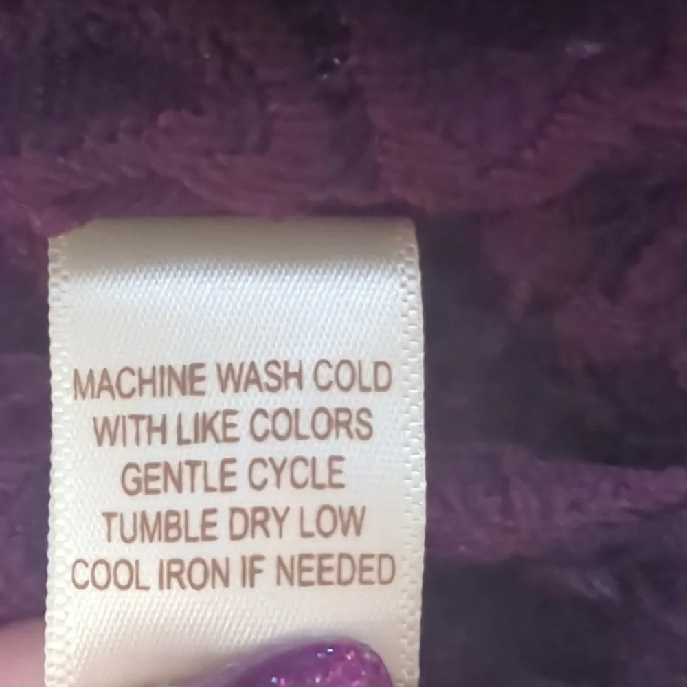 Merlot Floral Lace Zip Up Tank Top - Picture 9 of 10